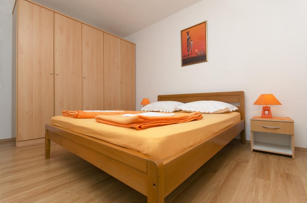 City Apartments Nada Makarska Room photo